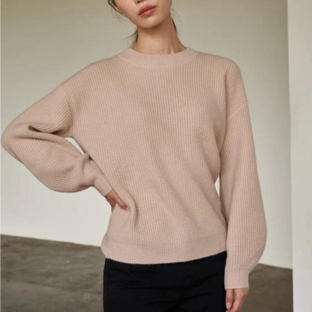 NEW The Curated Chunky Crew Cashmere Sweater Panacotta Size M! VERY RARE COLOR!!